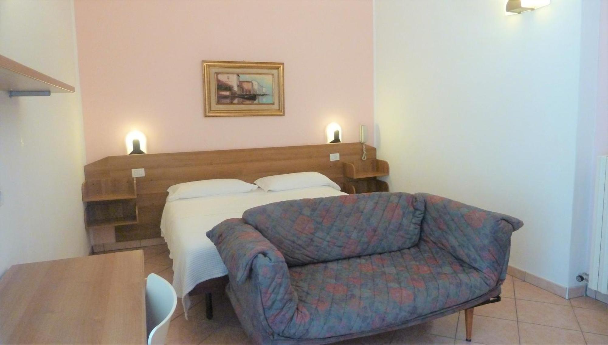 Hotel Baitone - Nature Village Malcesine Bilik gambar